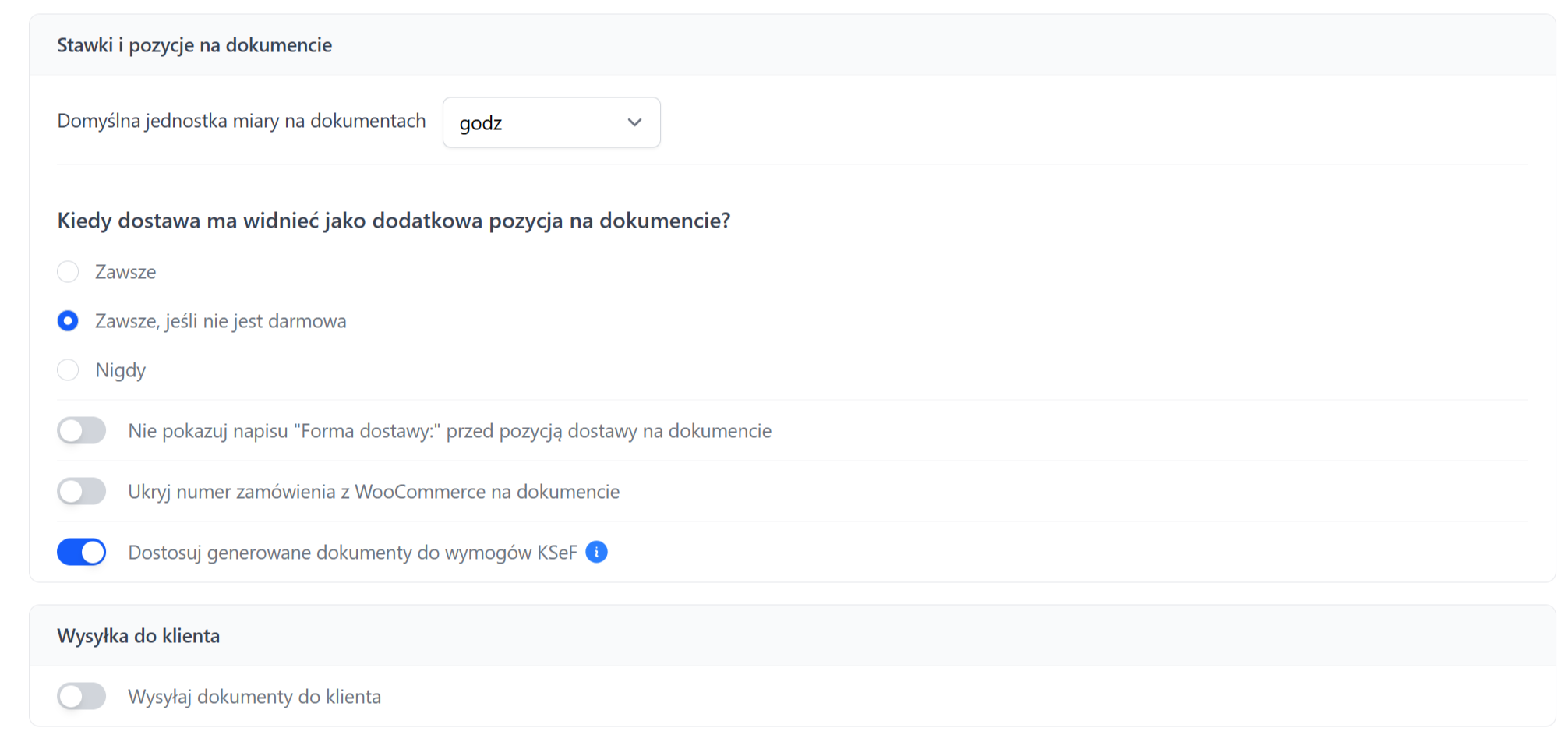 Sekcja Stawki i pozycje na dokumencie oraz Wysyłka do klienta w ustawieniach integracji z WooCommerce.